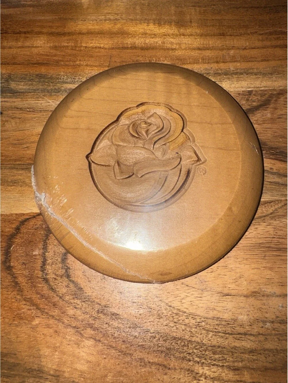 Longaberger Lid for 2004 Sweetheart Basket Tournament of Roses Engraved #50913